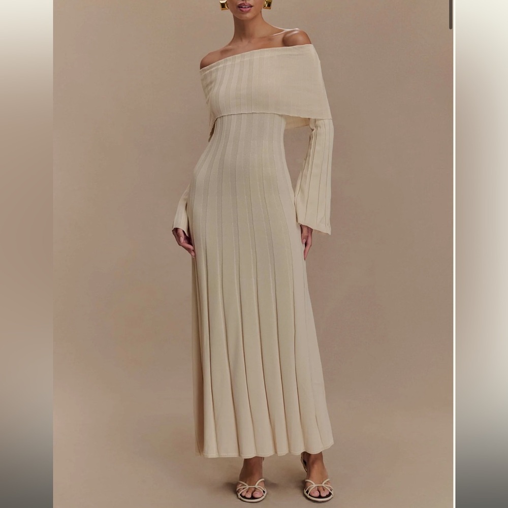 MESHKI ALONZA MIDI OFF THE SHOULDER LONG SLEEVE KNIT DRESS